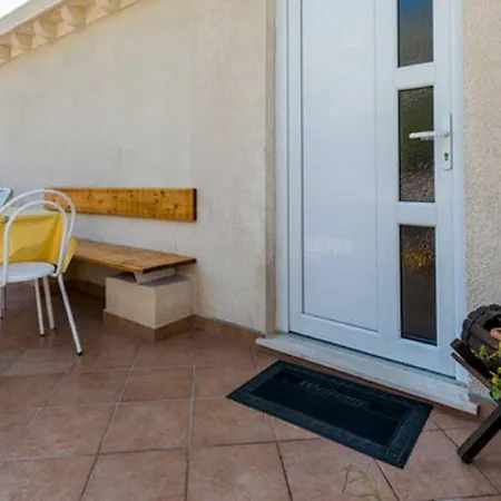 Fontana - With Sea View 2 Adults Daire Mlini